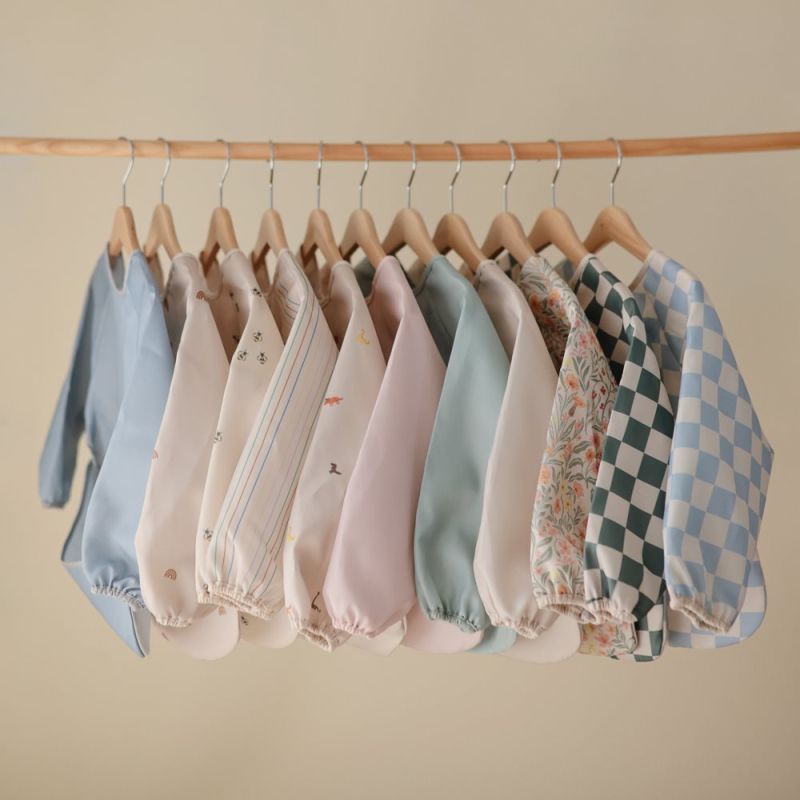 Mushie pikkade varrukatega põll